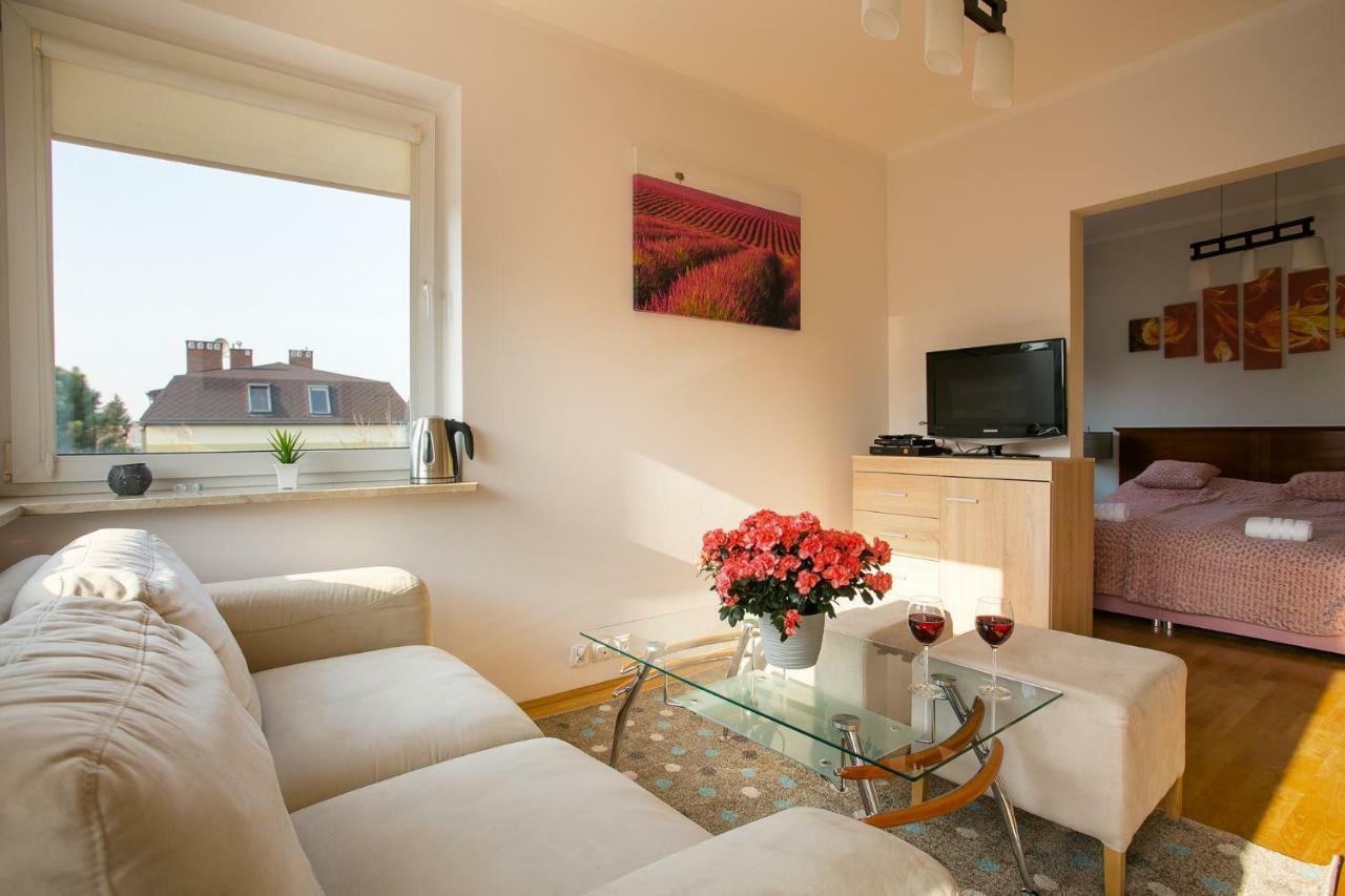 Appartement Pokoje Beskidzka à Lublin Extérieur photo
